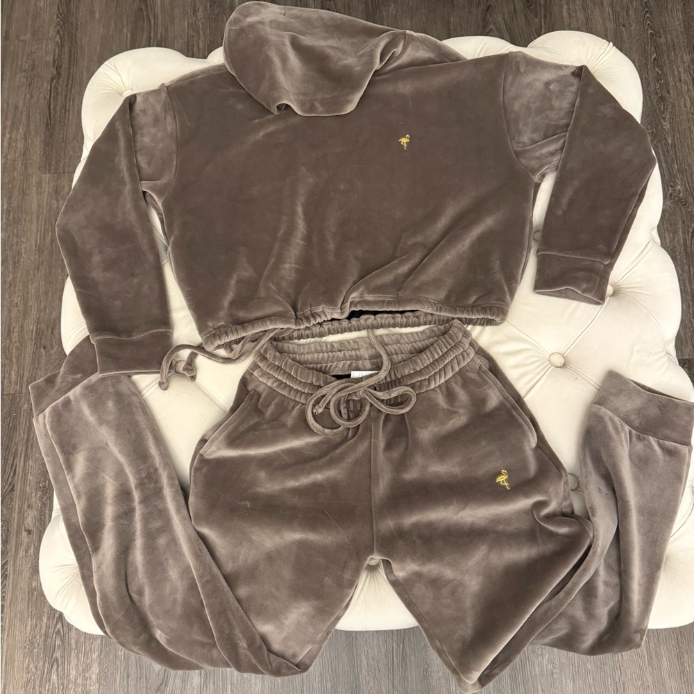 Velour Cropped Hoodie & Jogger Set - Taupe
